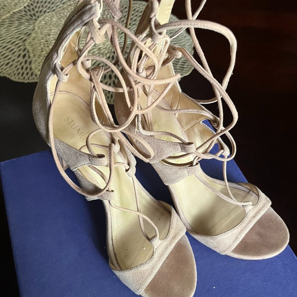 Stuart Weitzman Legwrap Suede Heels in Suede Nude